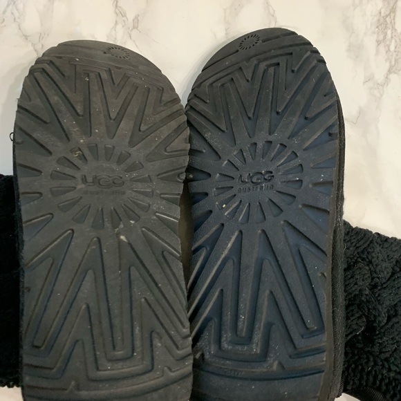 Uggs size 8 knit cardi boots - Picture 7 of 11